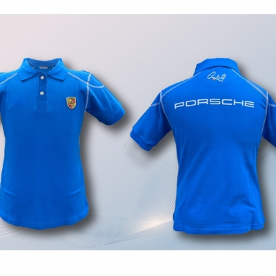 保時捷與我們合作製作各類禮贈品，此為保時捷的polo衫